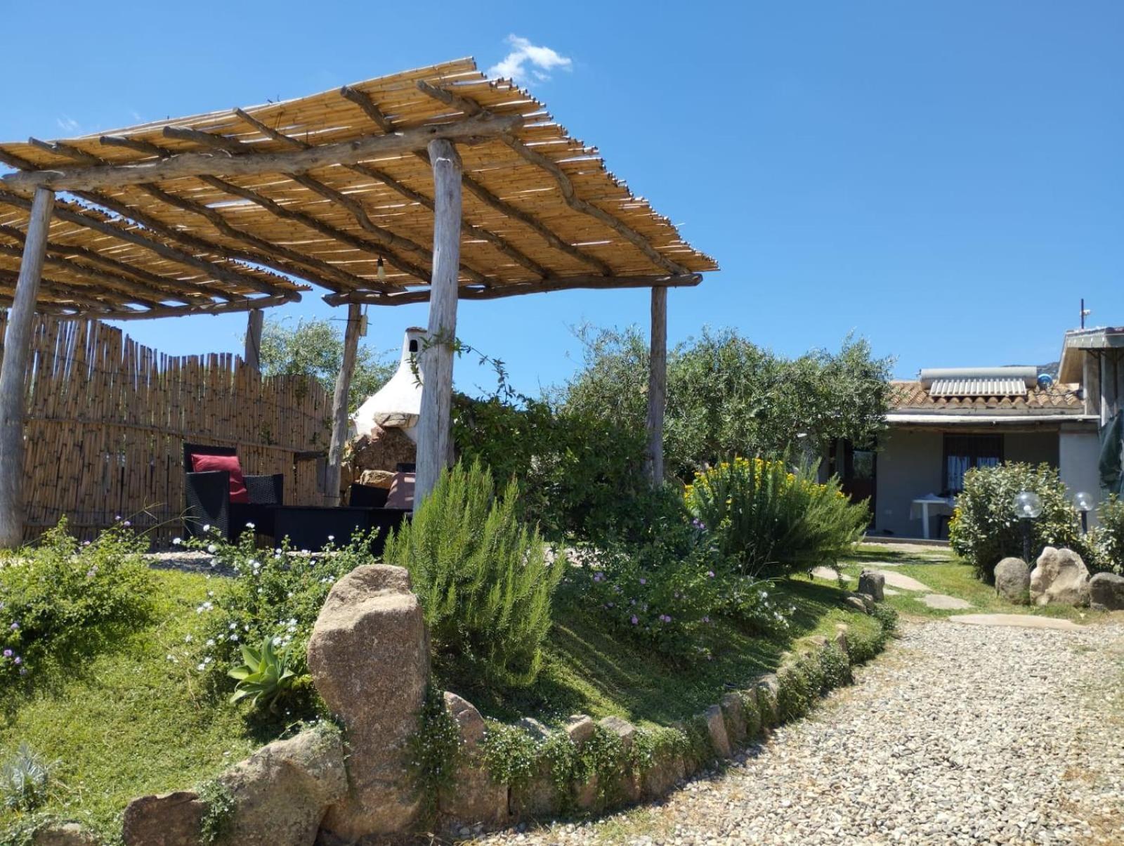 Villa Cuccuru Relax - B Iun Q9882 Orosei Exterior foto